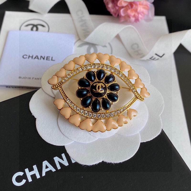 Chanel Brooch 1lyx105